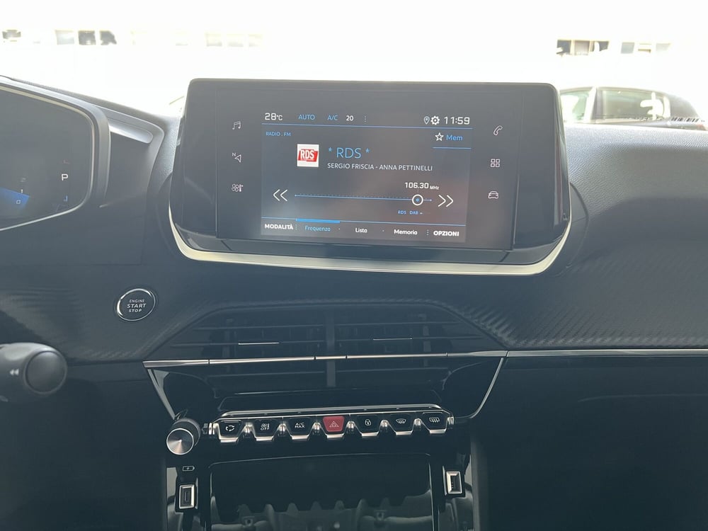 Peugeot 2008 usata a Macerata (12)