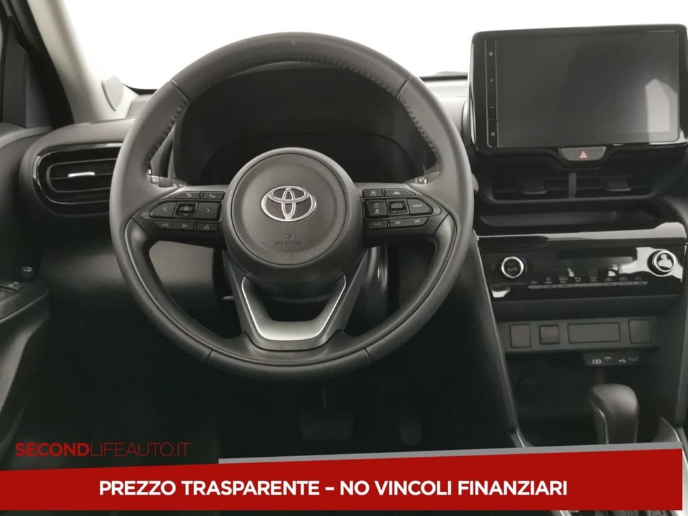 Toyota Yaris Cross nuova a Chieti (5)