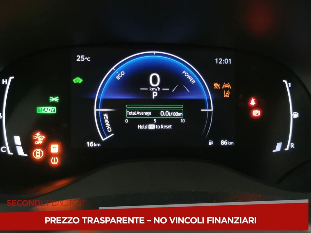 Toyota Yaris Cross nuova a Chieti (8)