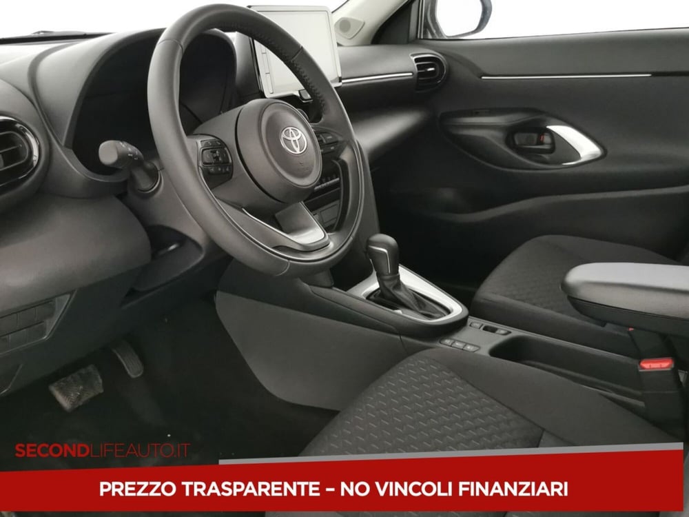 Toyota Yaris Cross nuova a Chieti (9)