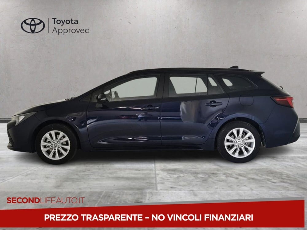 Toyota Corolla Touring Sports nuova a Chieti (3)