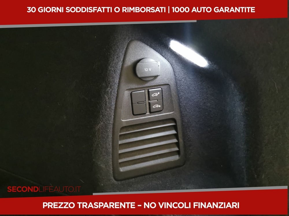 Volkswagen Touareg usata a Chieti (13)