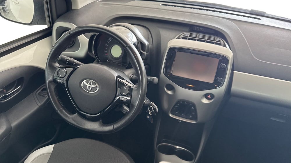Toyota Aygo usata a Viterbo (11)