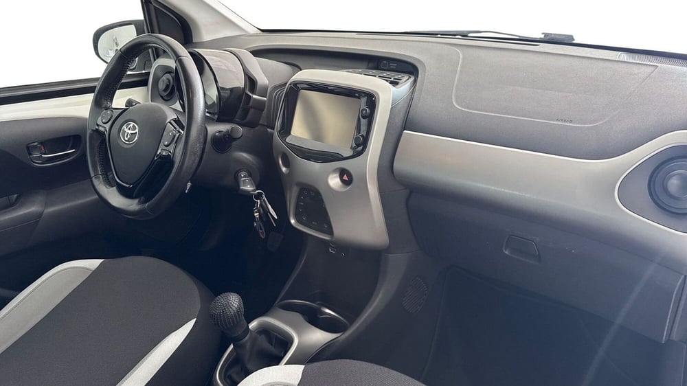 Toyota Aygo usata a Viterbo (7)