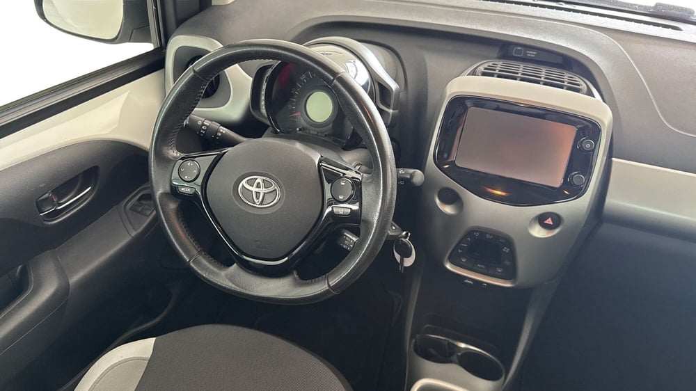 Toyota Aygo usata a Viterbo (11)