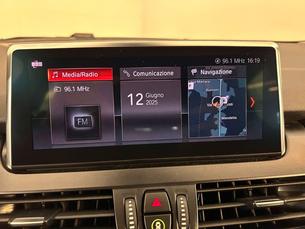 BMW Serie 2 Active Tourer usata a Pavia (10)