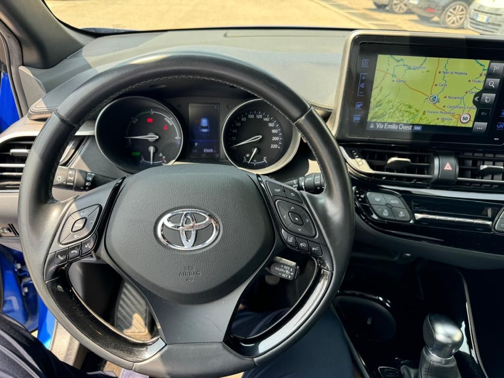 Toyota Toyota C-HR usata a Modena (12)