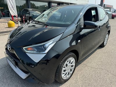 Toyota Aygo Connect 1.0 VVT-i 72 CV 5 porte x-fun del 2021 usata a Modena