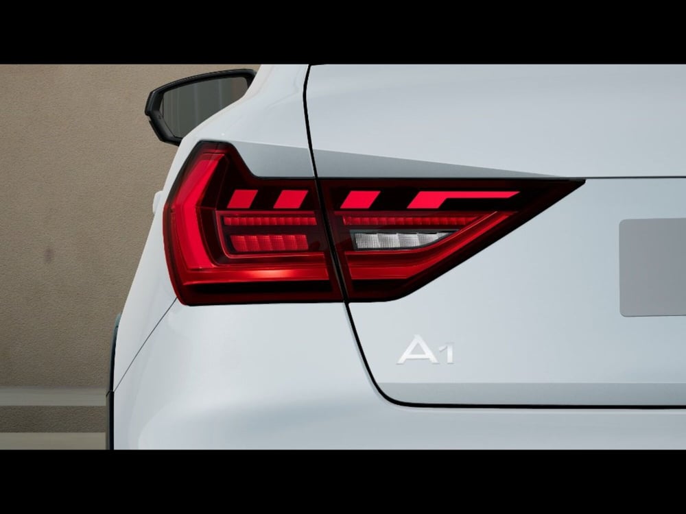 Audi A1 allstreet nuova a Siena (7)