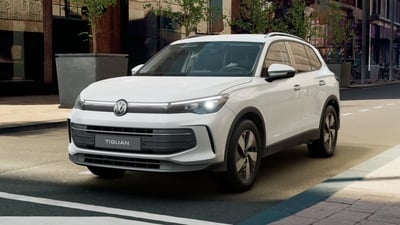 Volkswagen Tiguan 2.0 tdi Edition 150cv dsg nuova a Bologna