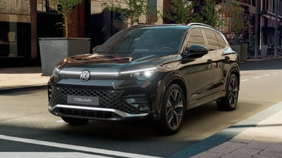 Volkswagen Tiguan Allspace 2.0 tdi R-Line 150cv dsg nuova a Bologna