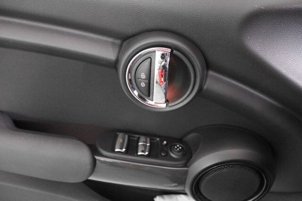 MINI Mini Cabrio usata a Novara (14)