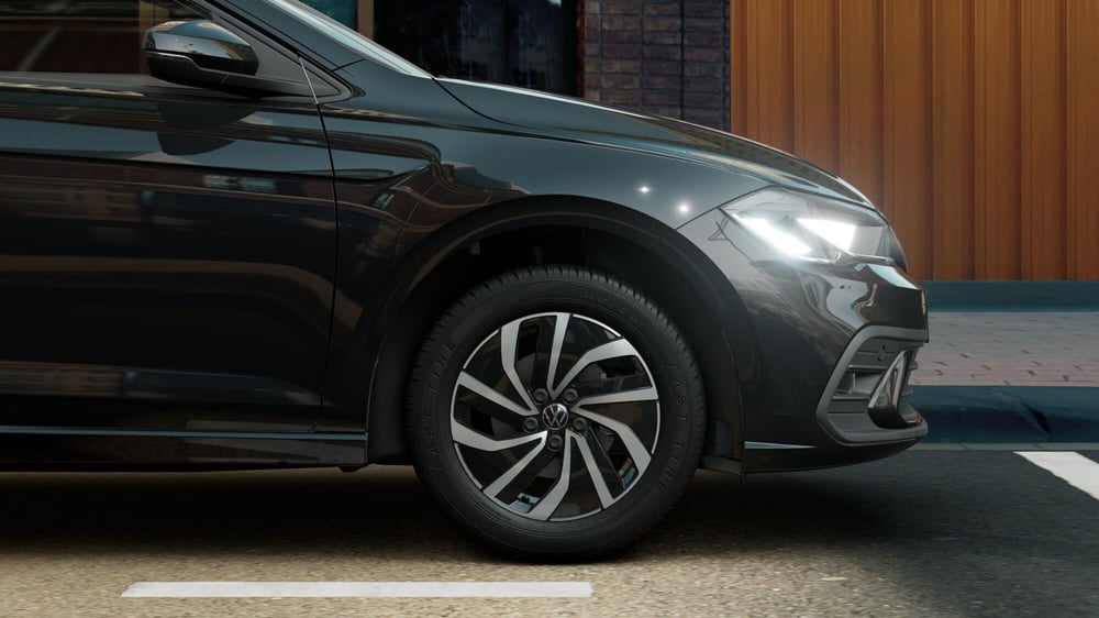 Volkswagen Polo nuova a Bologna (9)