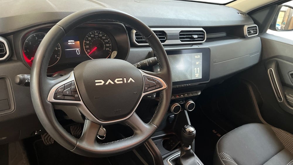 Dacia Duster usata a Catania (7)