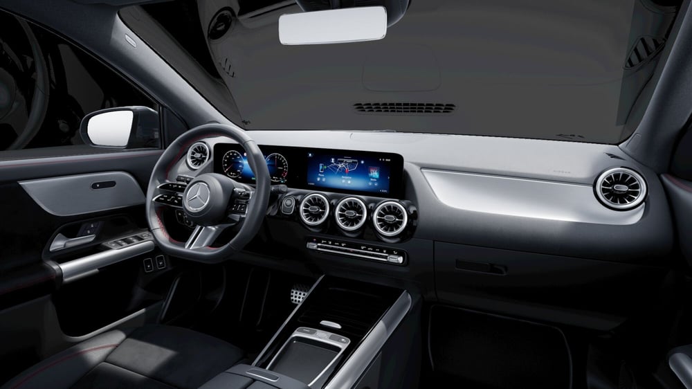 Mercedes-Benz GLA SUV nuova a Milano (5)