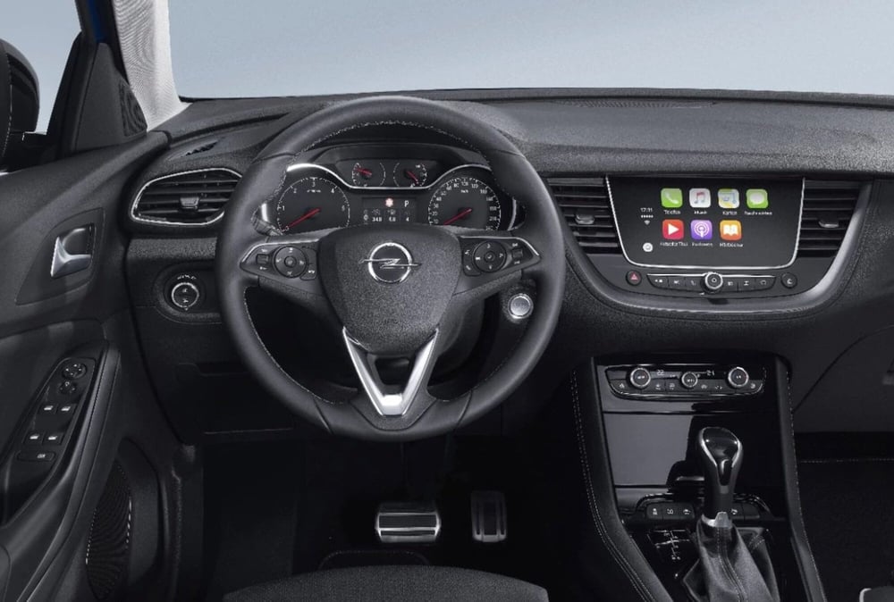 Opel Grandland X usata a Pescara (6)