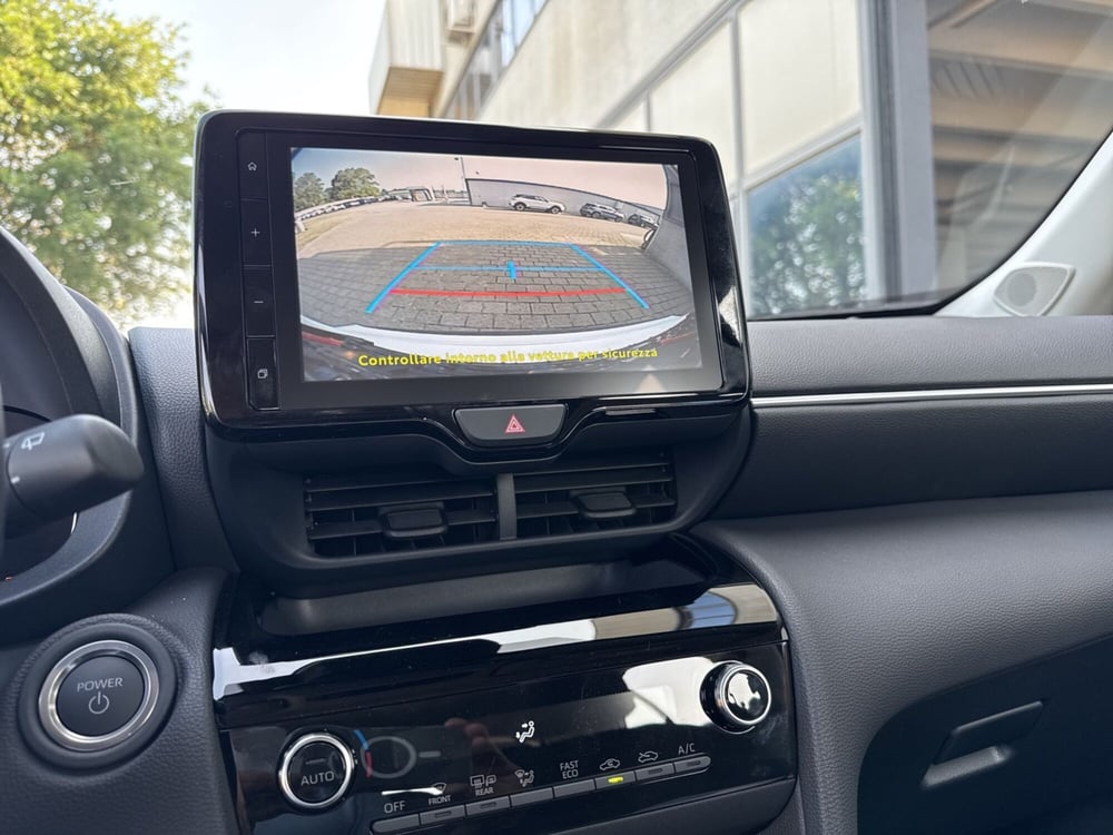 Toyota Yaris Cross nuova a Ferrara (13)