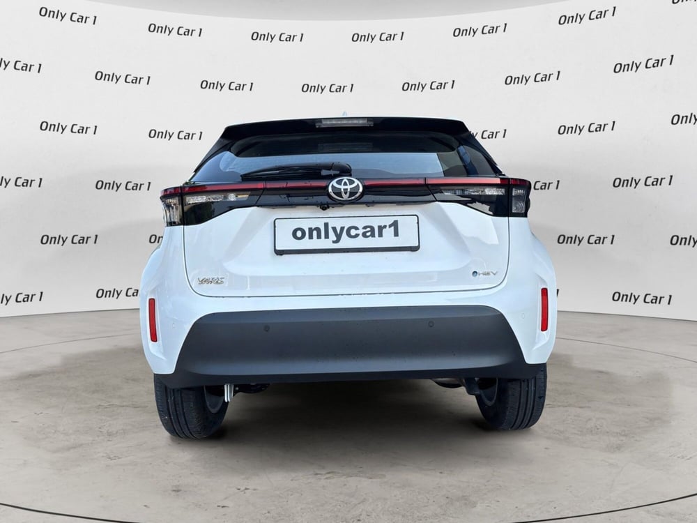 Toyota Yaris Cross nuova a Ferrara (4)
