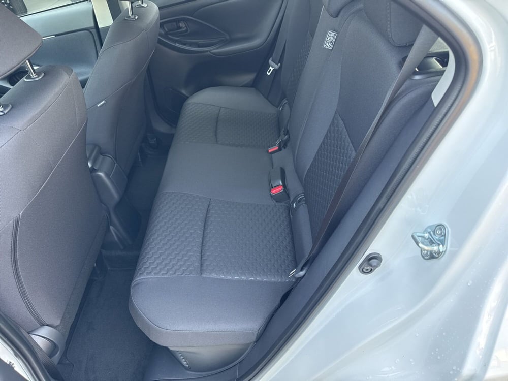 Toyota Yaris Cross nuova a Ferrara (7)