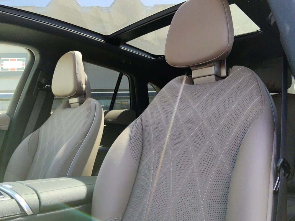 Mercedes-Benz EQE SUV nuova a Pescara (13)