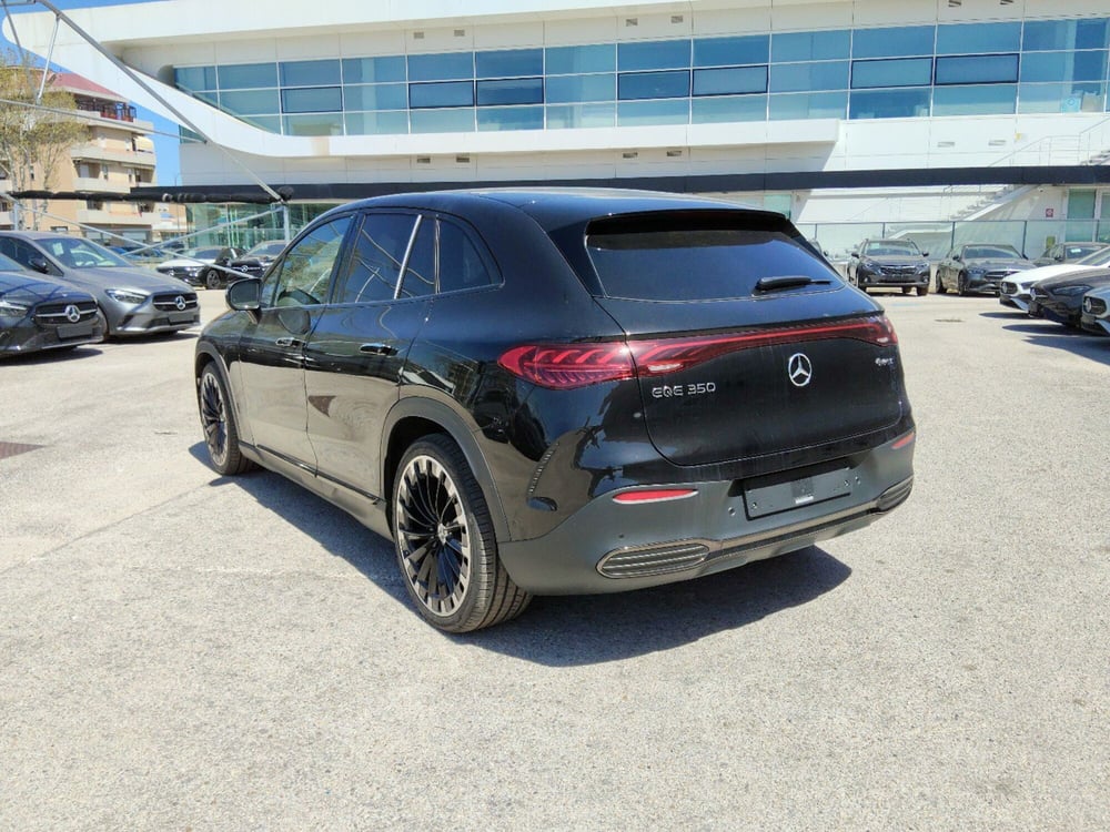 Mercedes-Benz EQE SUV nuova a Pescara (4)