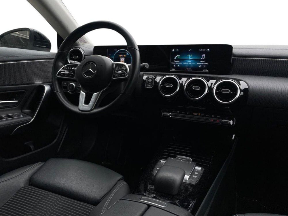 Mercedes-Benz CLA Shooting Brake usata a Macerata (12)