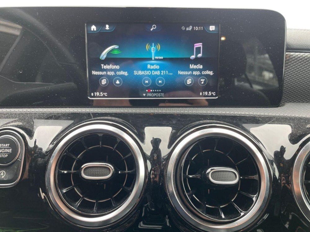 Mercedes-Benz CLA Shooting Brake usata a Macerata (15)