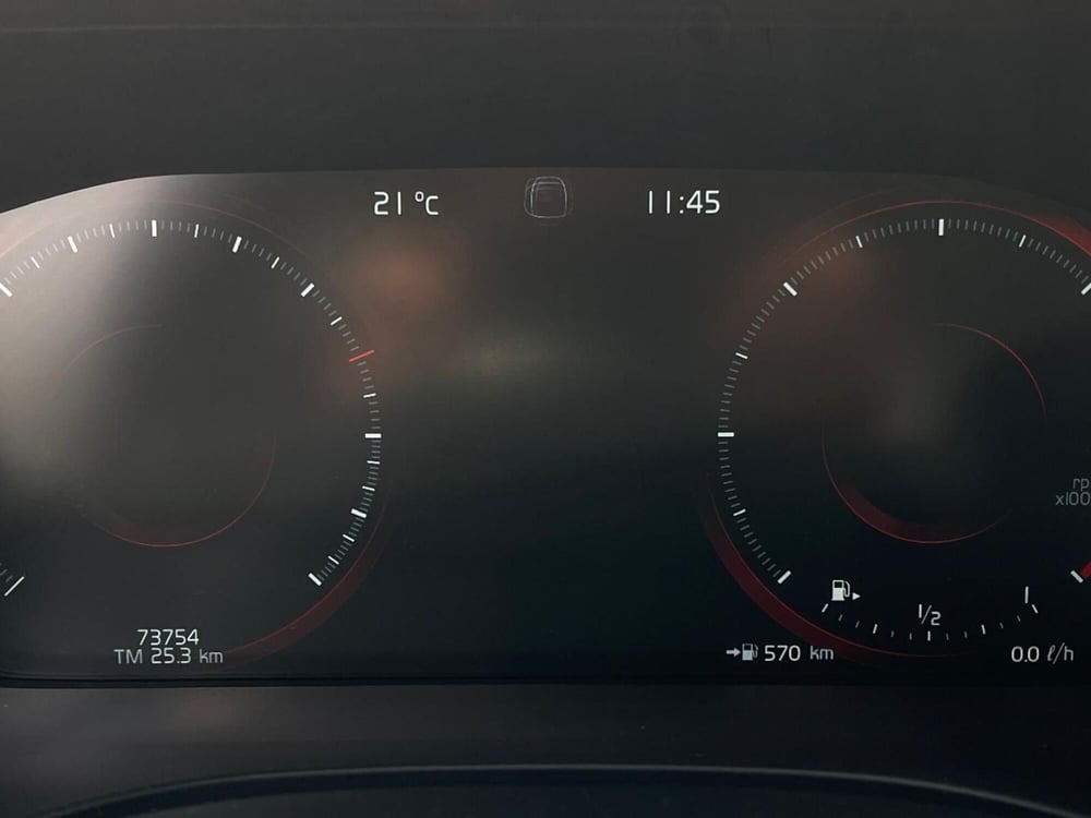 Volvo XC60 usata a Como (17)