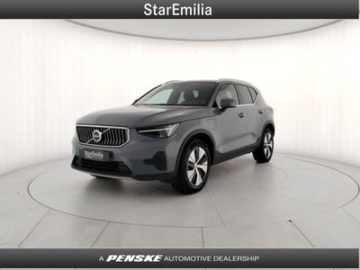 Volvo XC40 T4 Recharge Plug-in Hybrid automatico Core del 2022 usata a Casalecchio di Reno