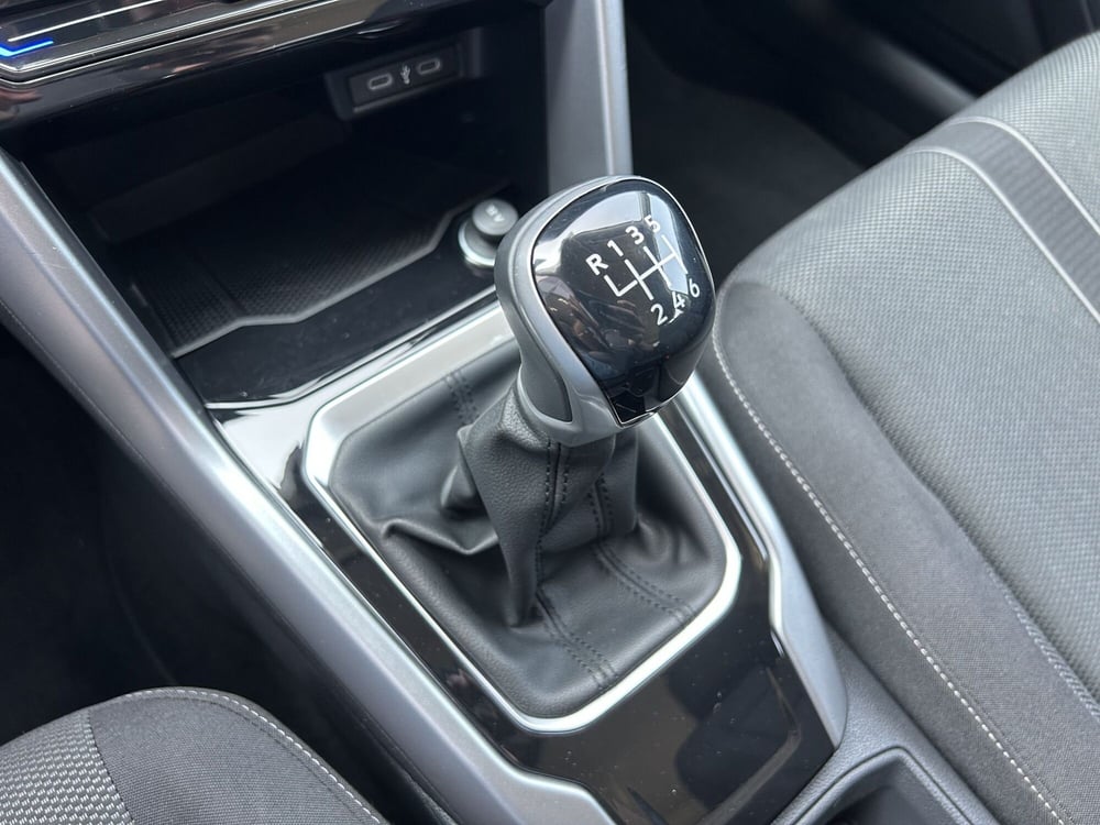 Volkswagen T-Roc usata a Avellino (16)