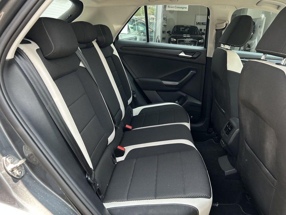 Volkswagen T-Roc usata a Avellino (16)