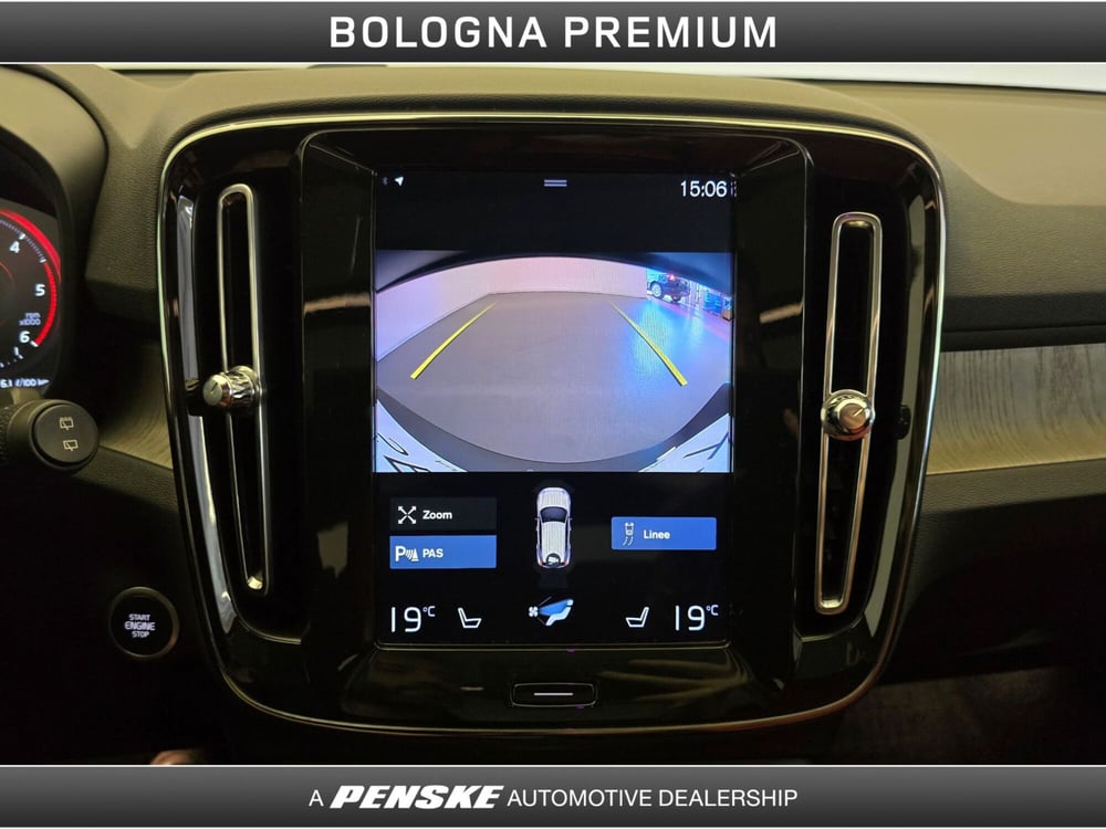 Volvo XC40 usata a Bologna (11)