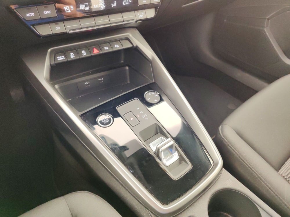 Audi A3 Sportback usata a Massa-Carrara (11)