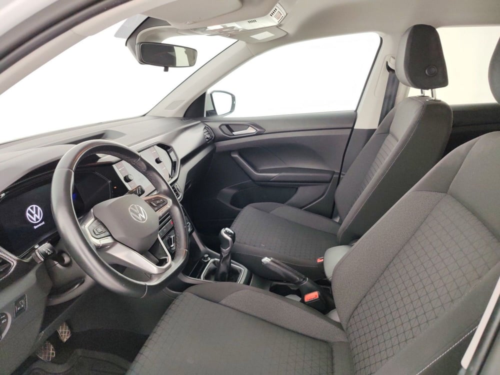 Volkswagen T-Cross usata a Massa-Carrara (7)