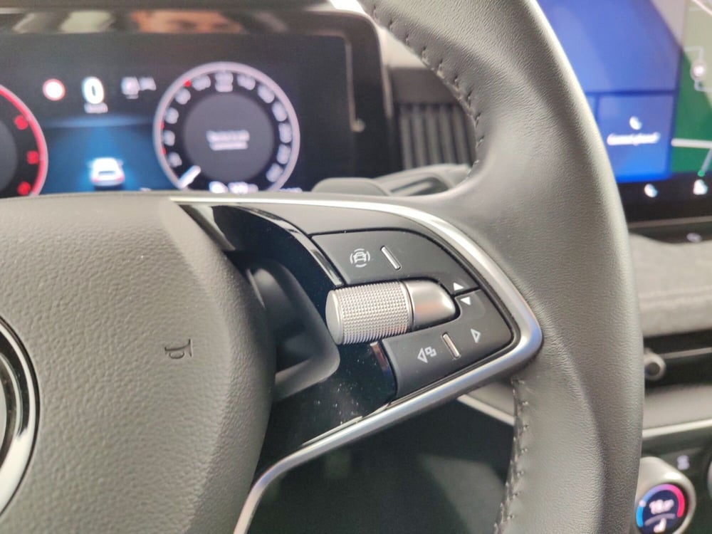 Skoda Superb usata a Massa-Carrara (14)