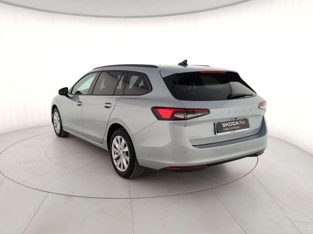Skoda Superb usata a Massa-Carrara (2)