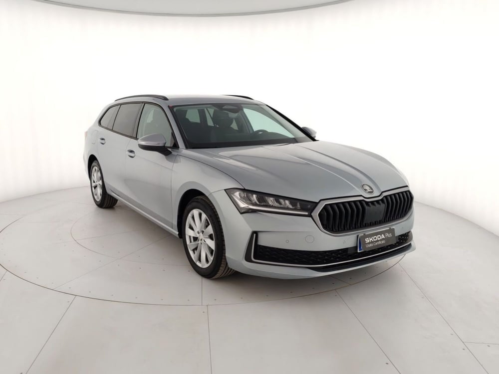 Skoda Superb usata a Massa-Carrara (4)