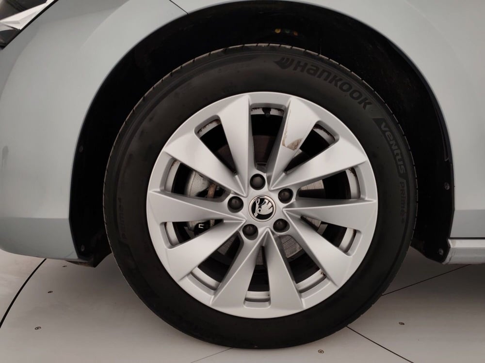 Skoda Superb usata a Massa-Carrara (6)