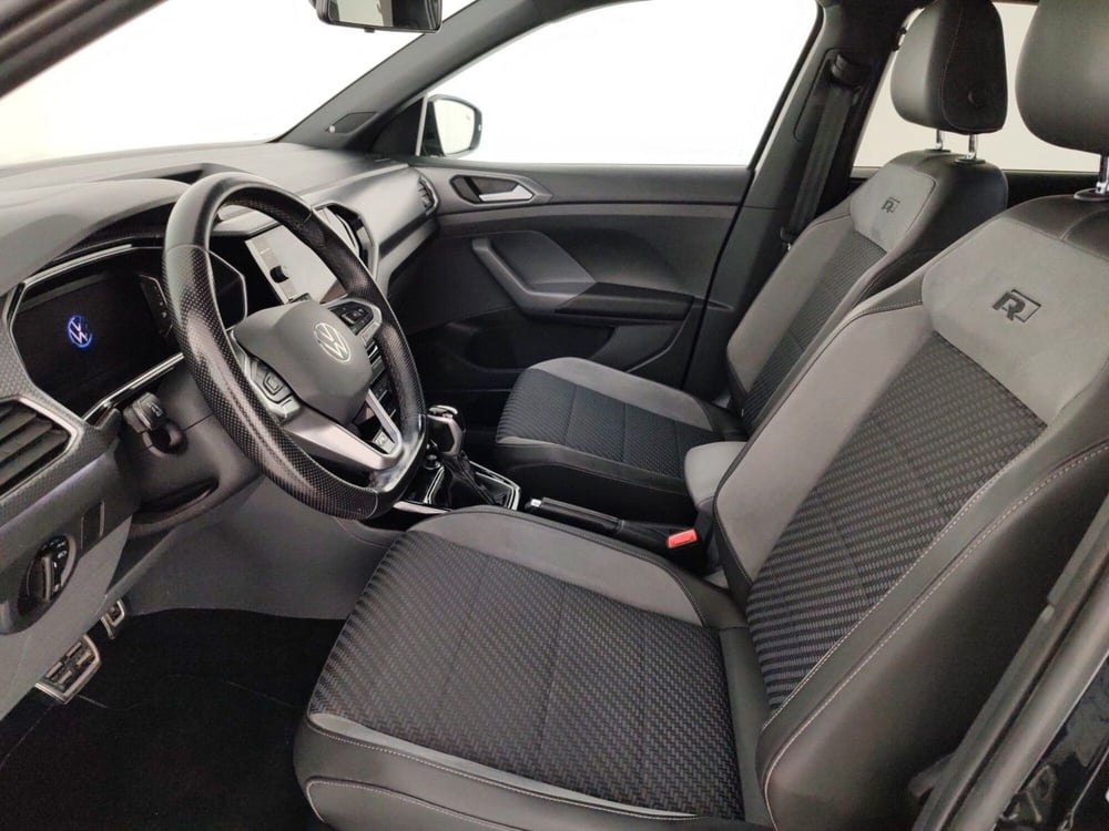 Volkswagen T-Cross usata a Massa-Carrara (7)