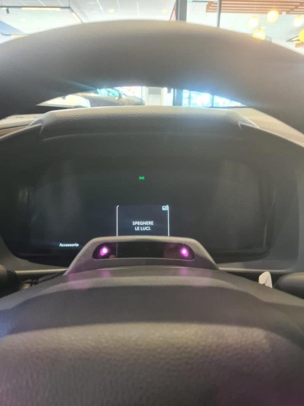 Toyota Toyota C-HR nuova a Perugia (11)
