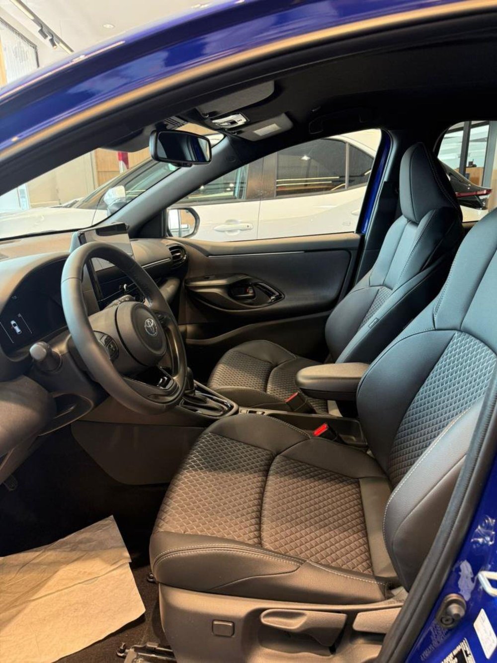 Toyota Yaris nuova a Perugia (6)