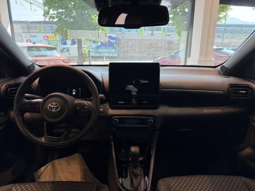 Toyota Yaris nuova a Perugia (8)