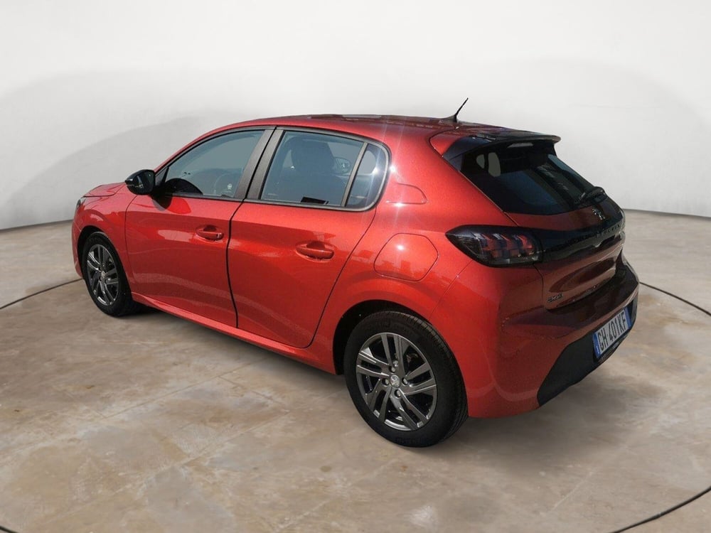 Peugeot 208 usata a Taranto (5)