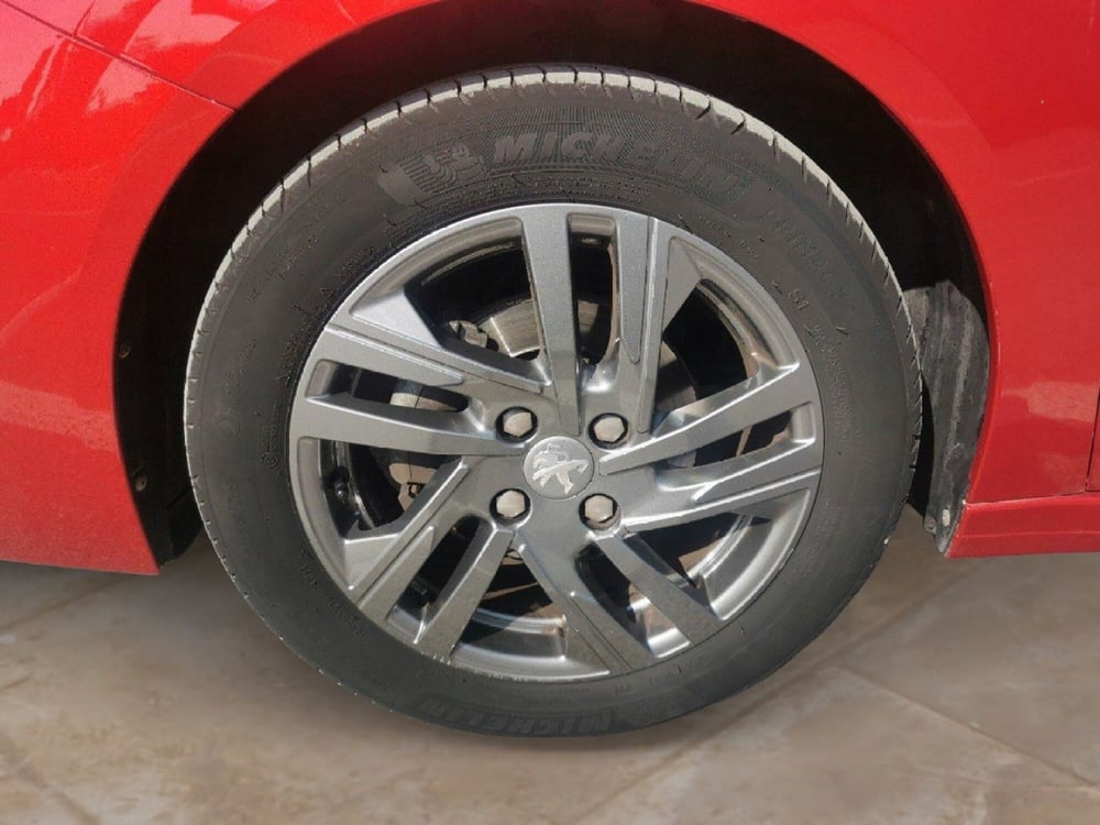 Peugeot 208 usata a Taranto (7)