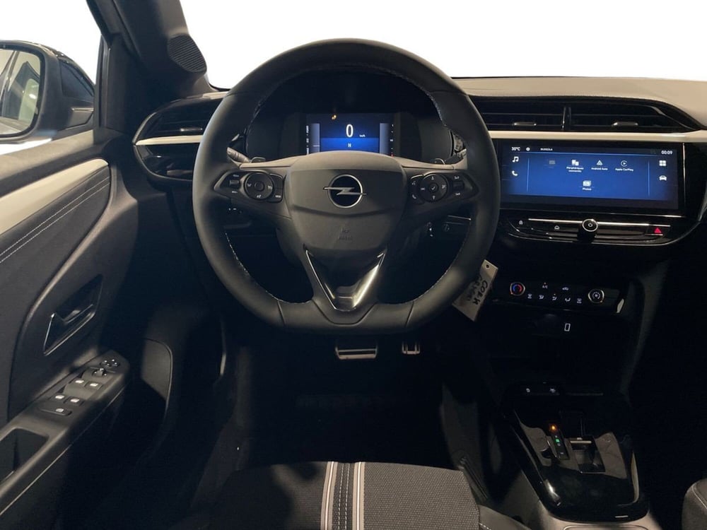 Opel Corsa nuova a Salerno (10)