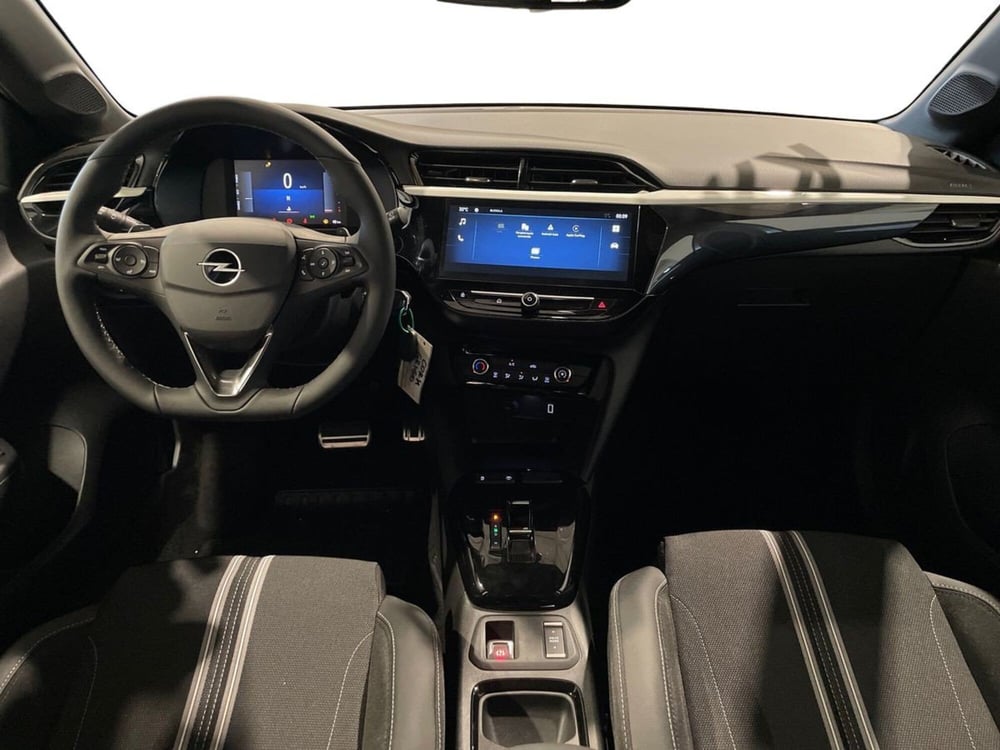 Opel Corsa nuova a Salerno (11)