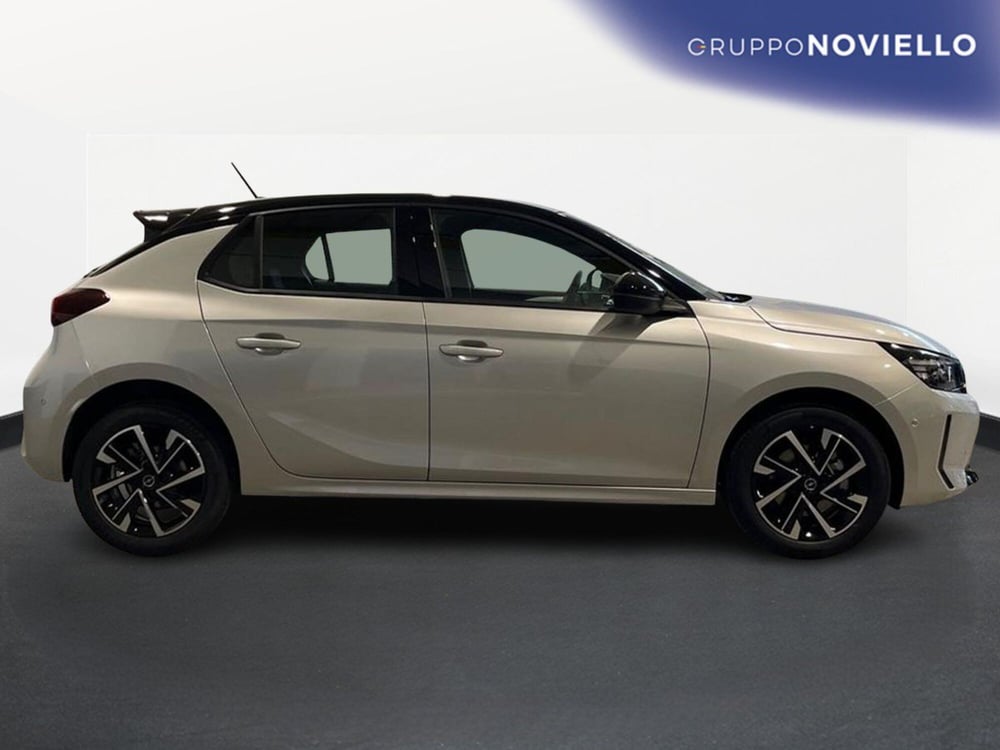 Opel Corsa nuova a Salerno (3)