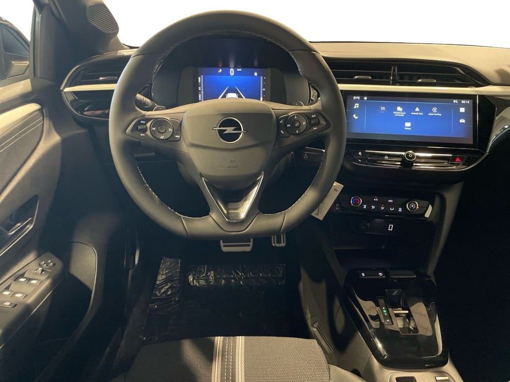 Opel Corsa nuova a Salerno (10)