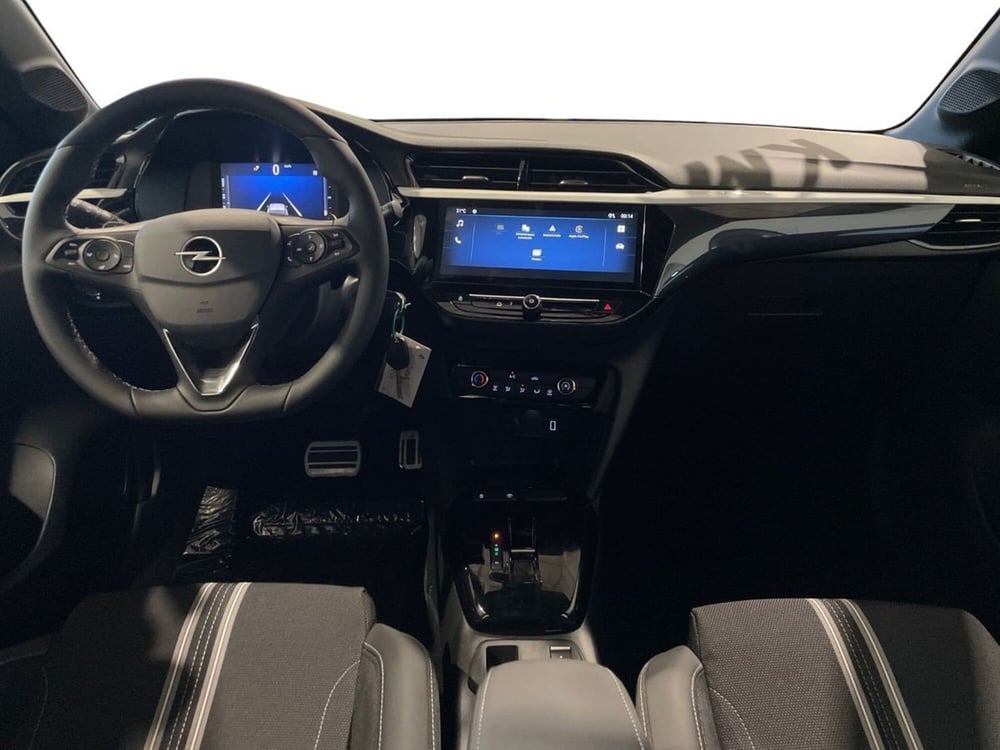 Opel Corsa nuova a Salerno (11)