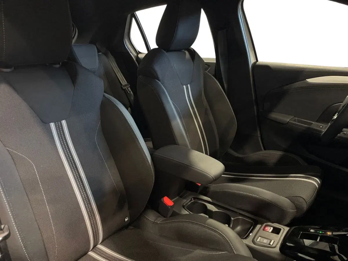 Opel Corsa nuova a Salerno (16)
